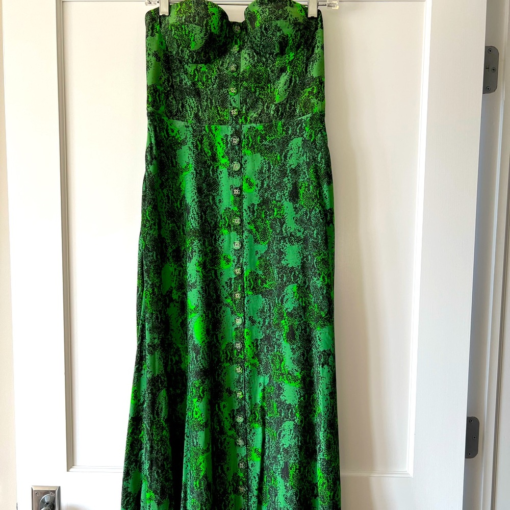 Elegant Green Midi Dress